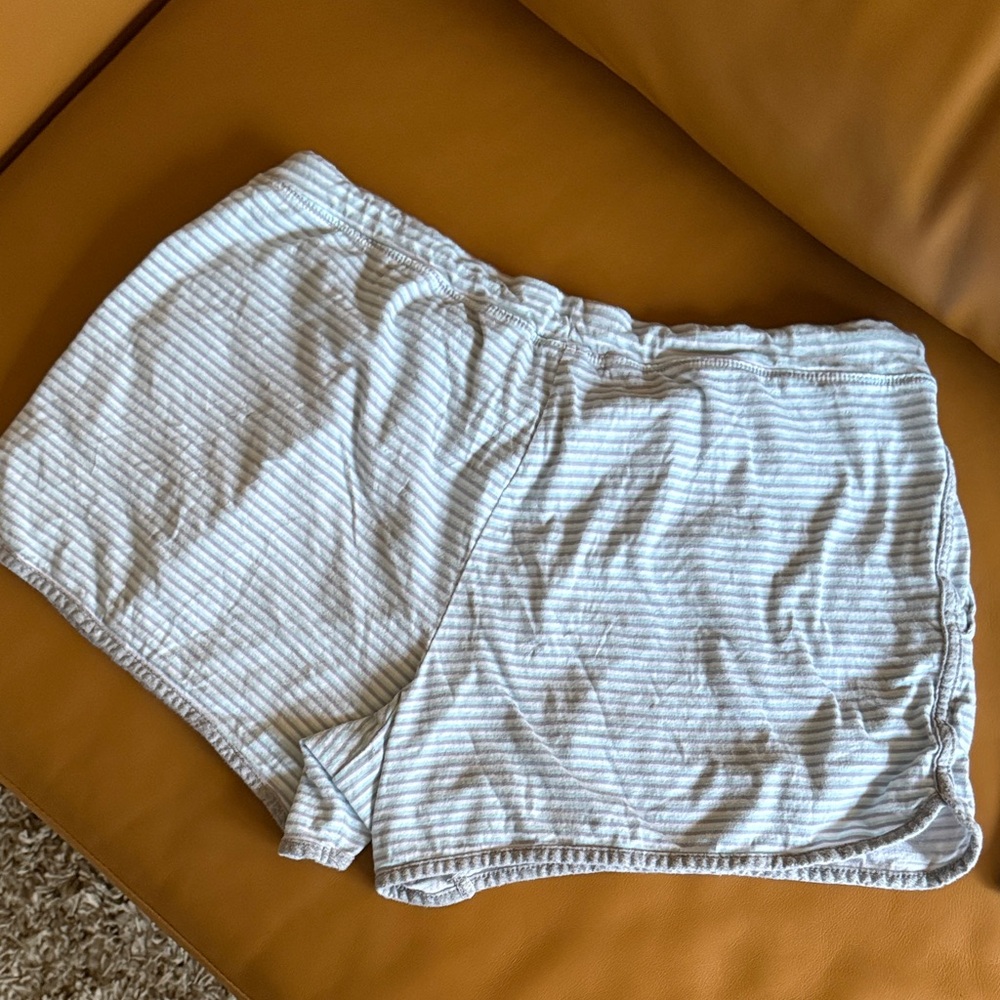 Carole Hochman Gray and White and Blue Loungewear - Picture 4 of 9